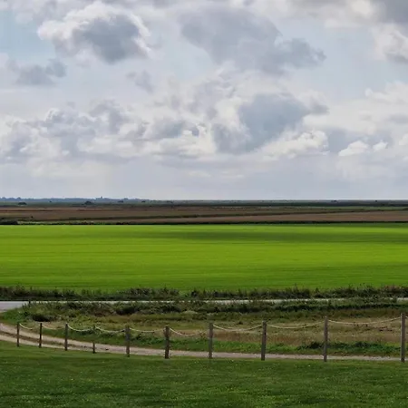 Semesterbostad Tranquil Retreat In - By Traum *